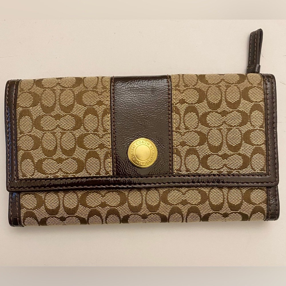COACH Signature Patent Trim Trifold  Wallet & Coach Penelope Crossbody Bag - Picture 3 of 17